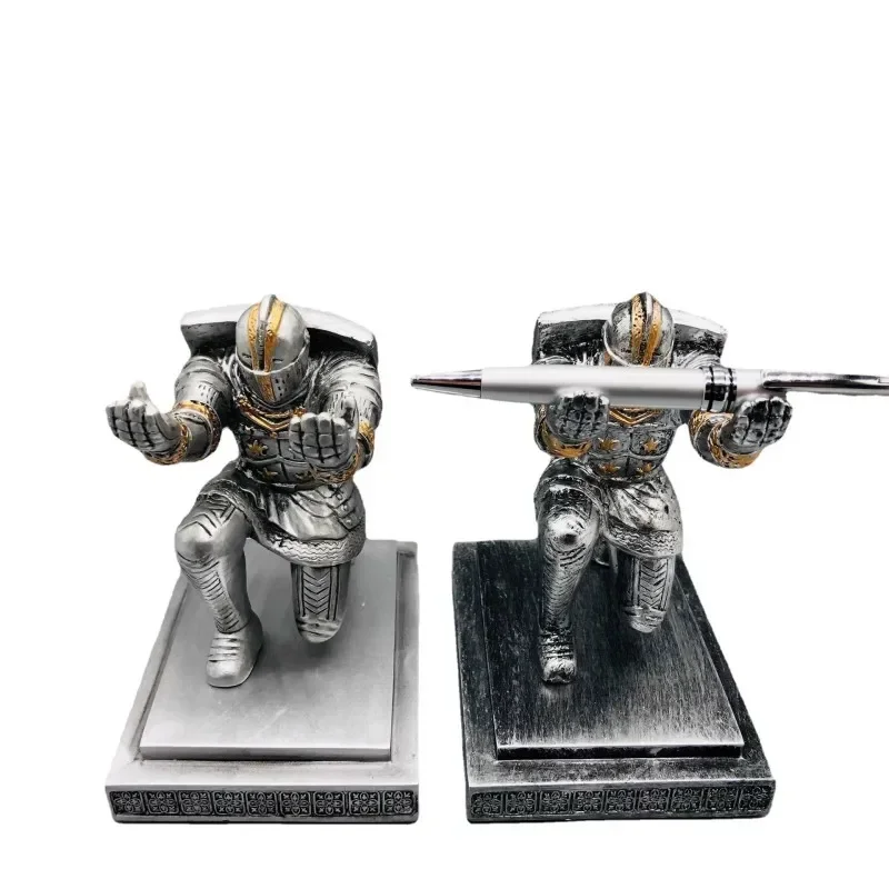 Elite Soldier Knight-Style Pen Holder, Shield-Bearing Knight Pen Holder — (Silver Iron / Black Resin Knight Ornament)