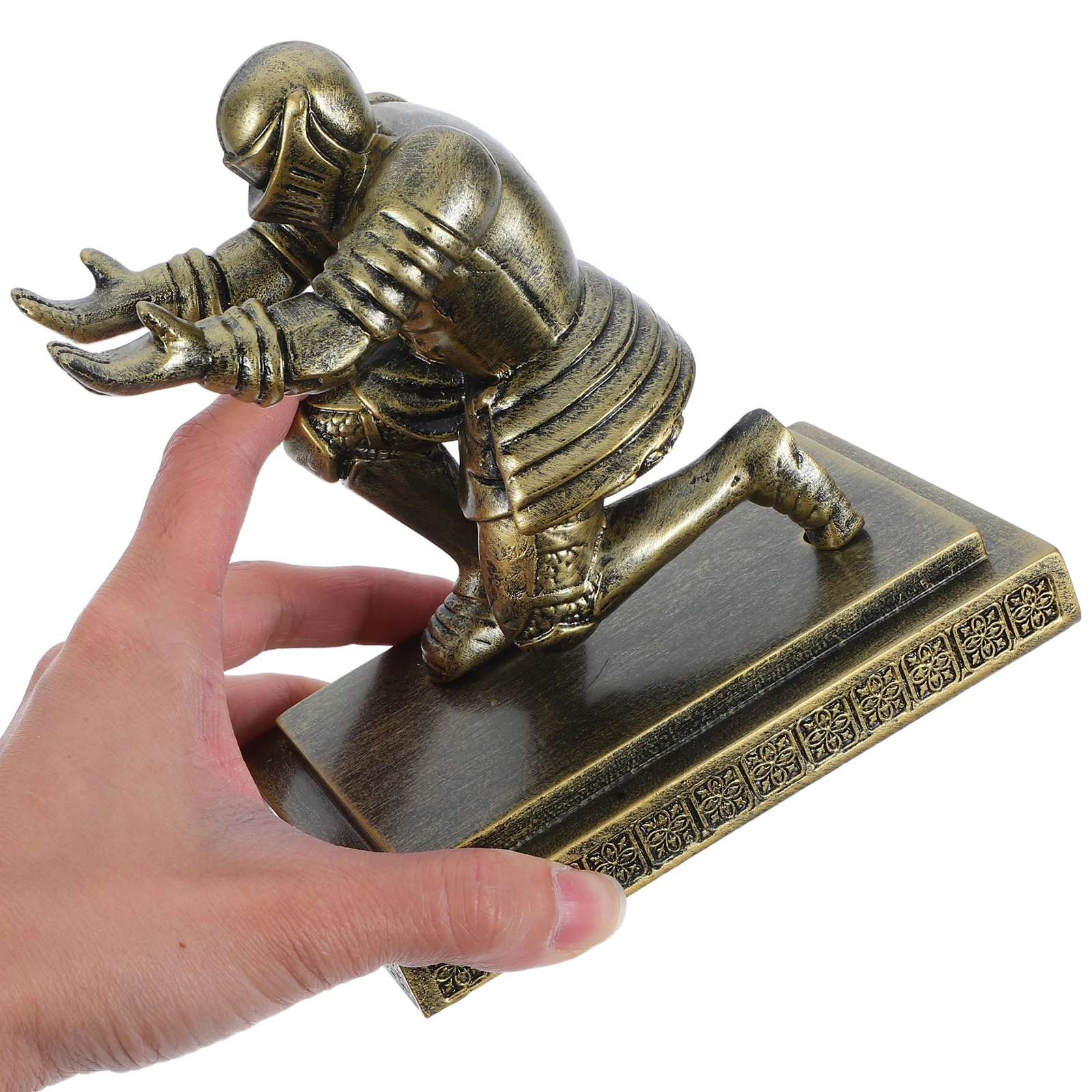 

1PCS Soldier Knight Pen Holder For Desk Holder Desk Decorative Stand Unique Design Writing Tool Display