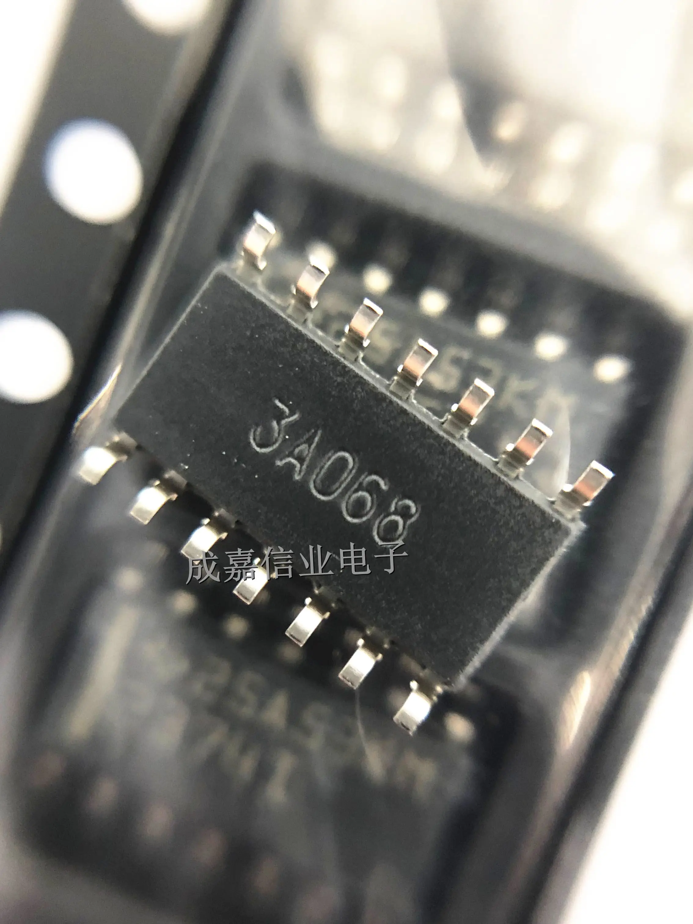 10pcs/Lot TLV2374IDR SOIC-14 MARKING;2374I Operational Amplifiers - Op Amps Quad 3MHz R/R Operating Temperature:- 40 C-+ 125 C