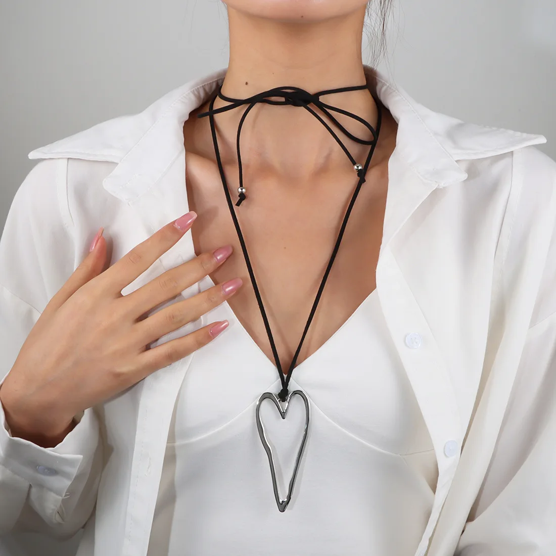 accesorios-diy-collar-largo-con-colgante-de-corazon-grande-hueco-irregular-estilo-joyeria-exagerada-transfronteriza-europea-y-americana