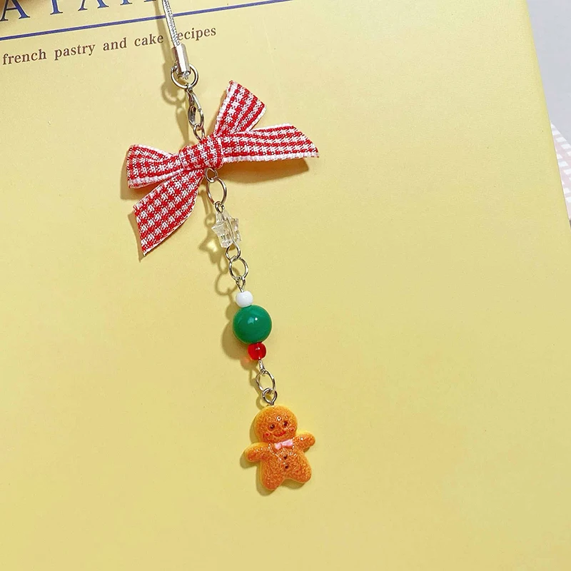 1Pcs Korean Cute Christmas Gingerbread Man Beaded Phone Chain Acrylic Pendant For Phone Girl Anti-Lost Chain Hanging Jewelry