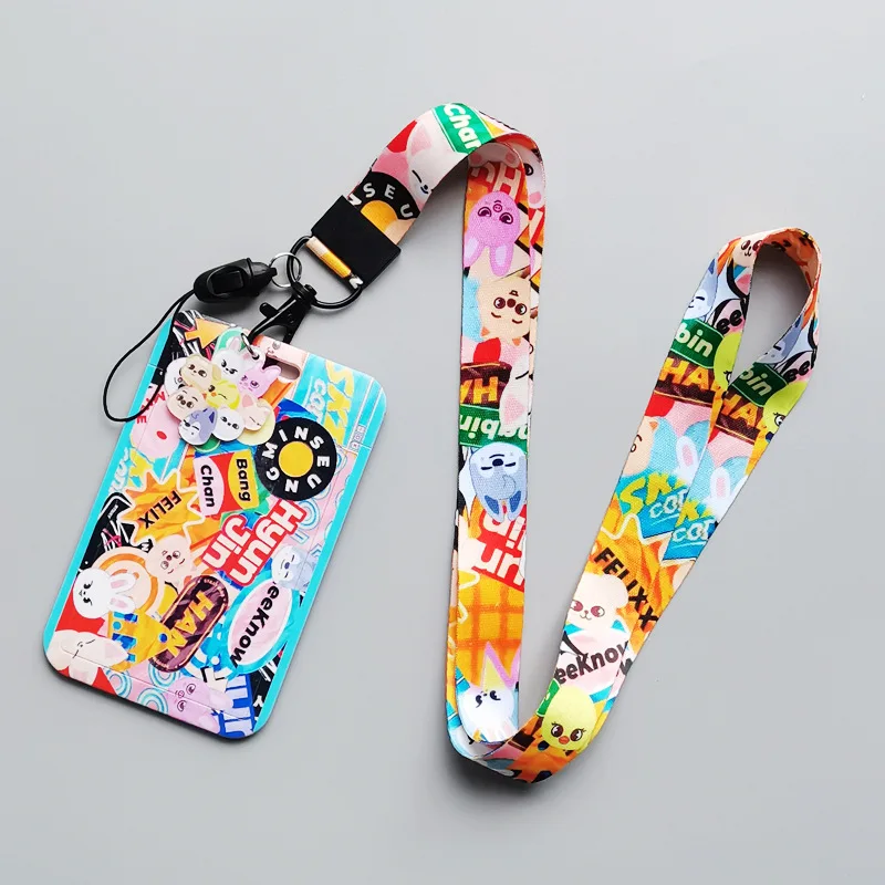 Pop Skzoo الكورية ستار بوي مجموعة الضالة الاطفال الضالة الاطفال حافلة بطاقة كم الحبل الهاتف المحمول طالب وجبة بطاقة الحرم الجامعي مروحة هدية #3