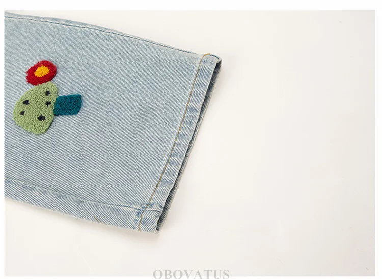 Frühlings-Kinderjeans mit Pilz-Applikationen für Mädchen, Neues Design, Street-Denim-Hosen, Kinder Slim Fit Regular Jeans-Hosen – Detail 10