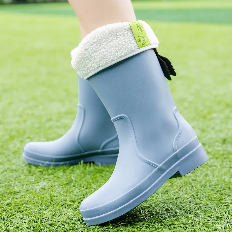 Bottes de pluie chaudes mi-mollet pour femmes, chaussures de travail imperméables et confortables pour l'extérieur, couleur unie, nouvelle mode