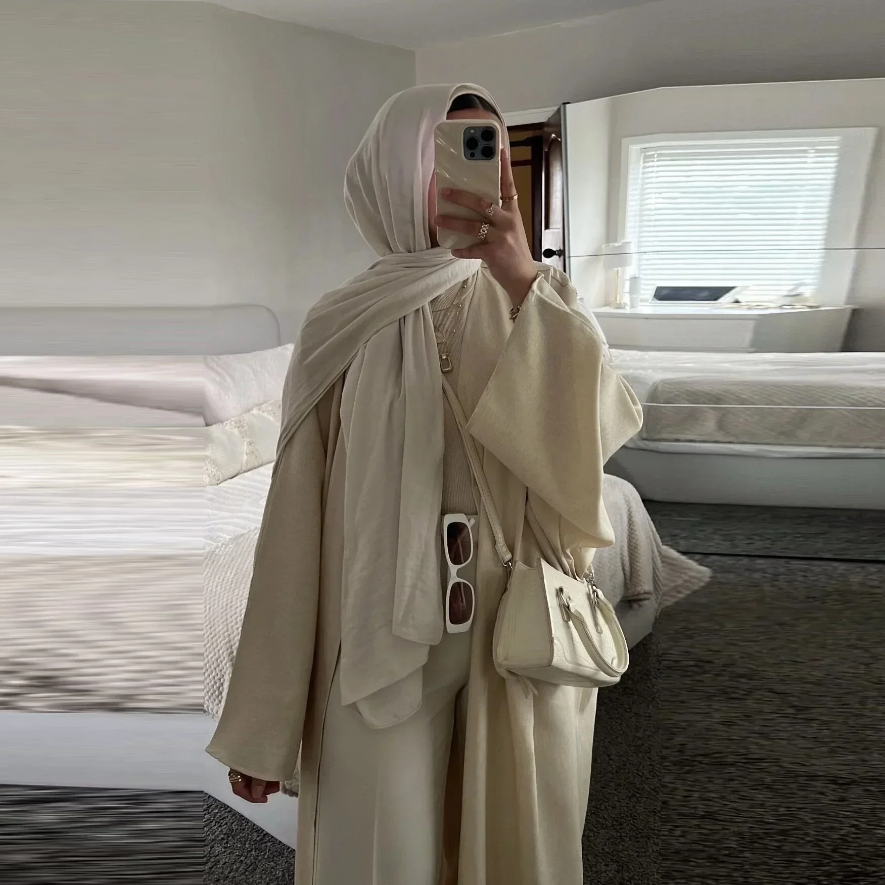 Similar  Linen Batwing Kimono Abaya Dubai Islam Muslim Dress For Women Kebaya Kaftan Robe Musulmane Caftan Marocain Femme
