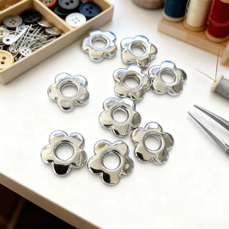 

200Pcs Metal Flower Eyelets, for Scrapbook Decor, Rustproof, Fit Paper, Exquisite Craft Accessories