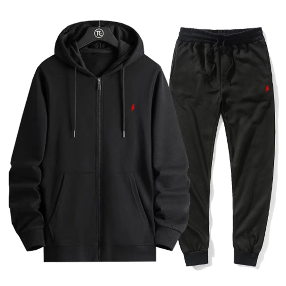 This men's set features a stylish embroidery design, perfect for adding a fashionable touch to your autumn and winter wardrobe.