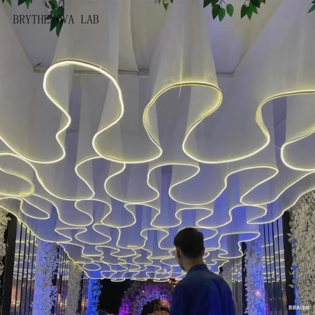 nuovi-stili-di-tende-in-tulle-bianco-con-luci-a-stringa-per-decorazioni-a-soffitto-eventi-nuziali-natale-e-allestimenti-scenografici