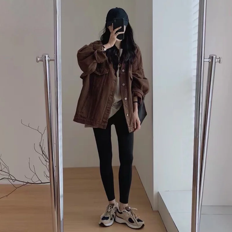 2026 Autumn New Port Style Retro Denim Coat Women Loose Slim Design Sense of Temperament Coffee Color Jacket Solid Color Commute