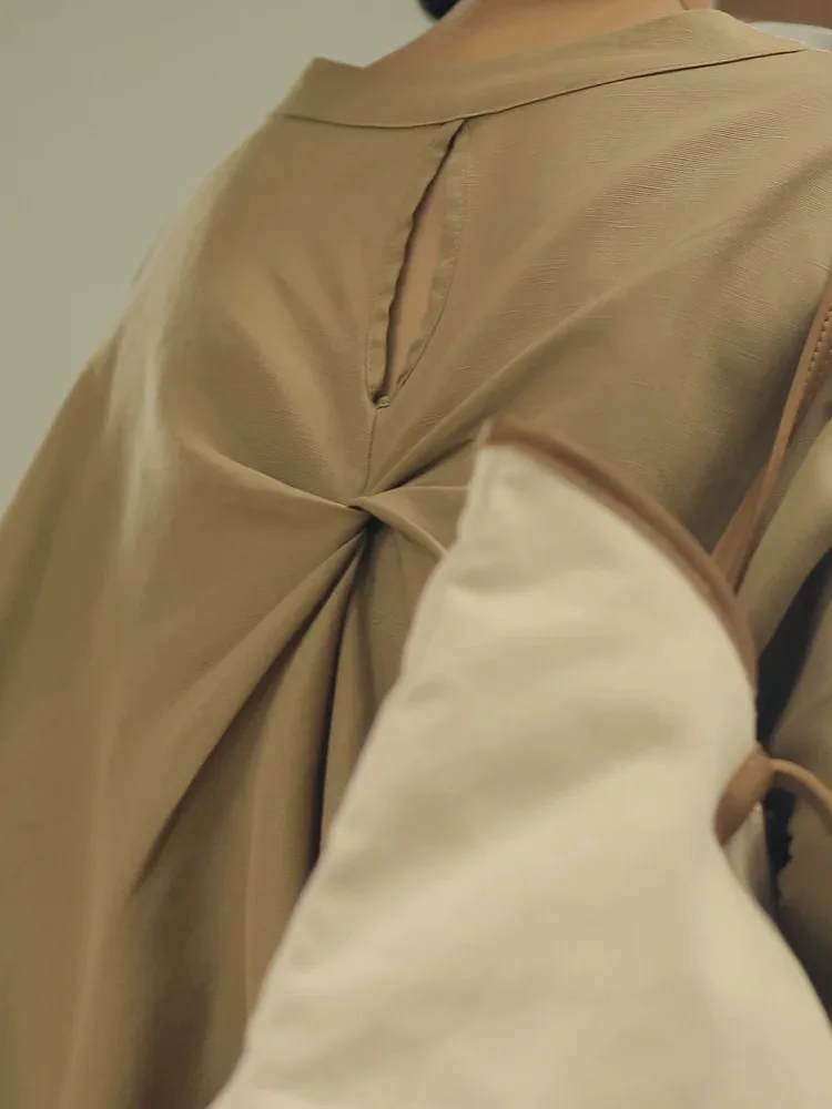 プラスサイズの女性のファッショナブルな半袖ストレートドレス夏 2025 ルーズおなかカバー痩身ドレス A ラインガウン