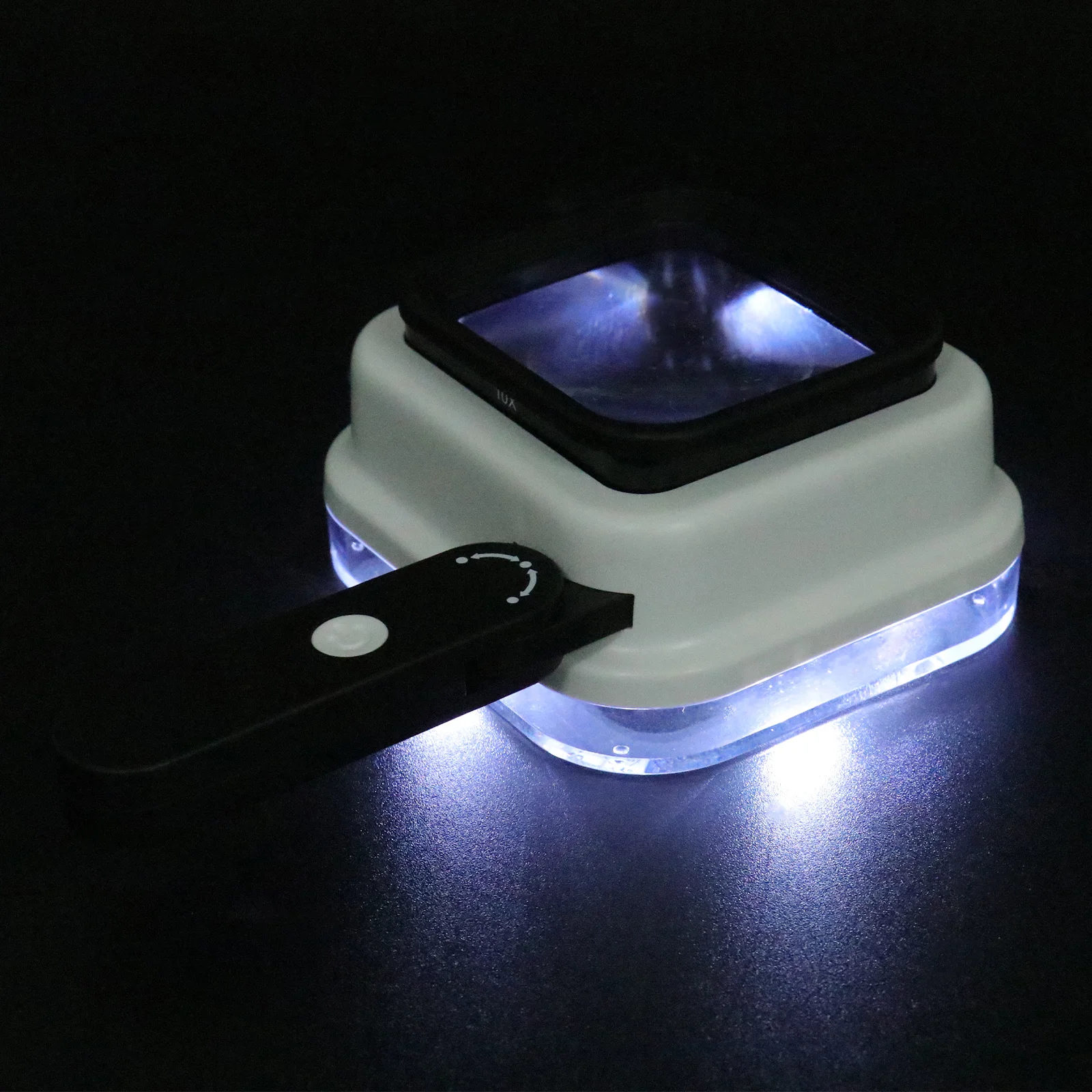 

10X 15X 20X Magnifying Lens Handheld Illuminated Reading Magnifier For Seniors Students Low Light Jewelry Inspection