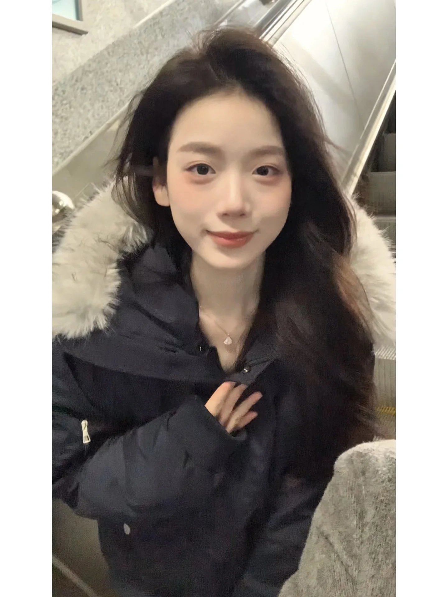 

Warm Thiened Cotton Jaet Women's Winter Coat with Fur Collar Loose Sle Korean Version Slimming Outerwear Coat