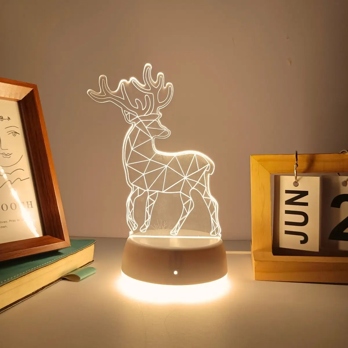 1pc Geometry Deer 3D Warm Night Light, USB Power Switch Control, Suitable for Multiple Scenarios, A Good Gift.