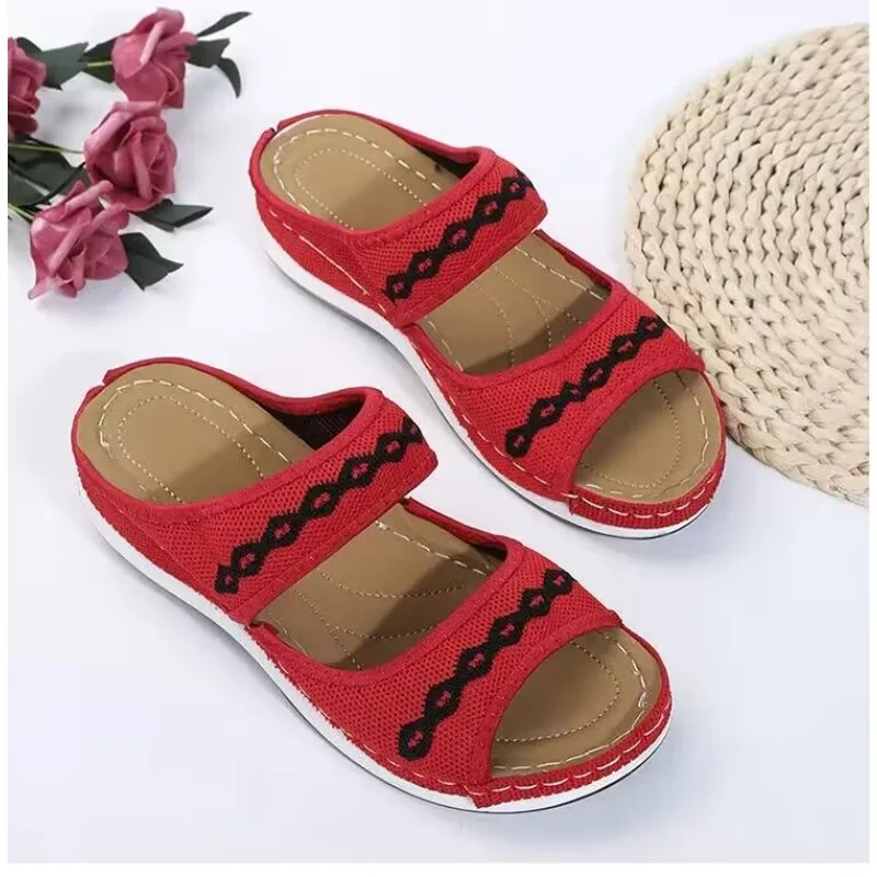 

2024 New Fashion Sandals Women Summer Breathable Mesh Shoes Woman Beach Slippers Zapatos Mujer Wedge Heeled Female Sneakers