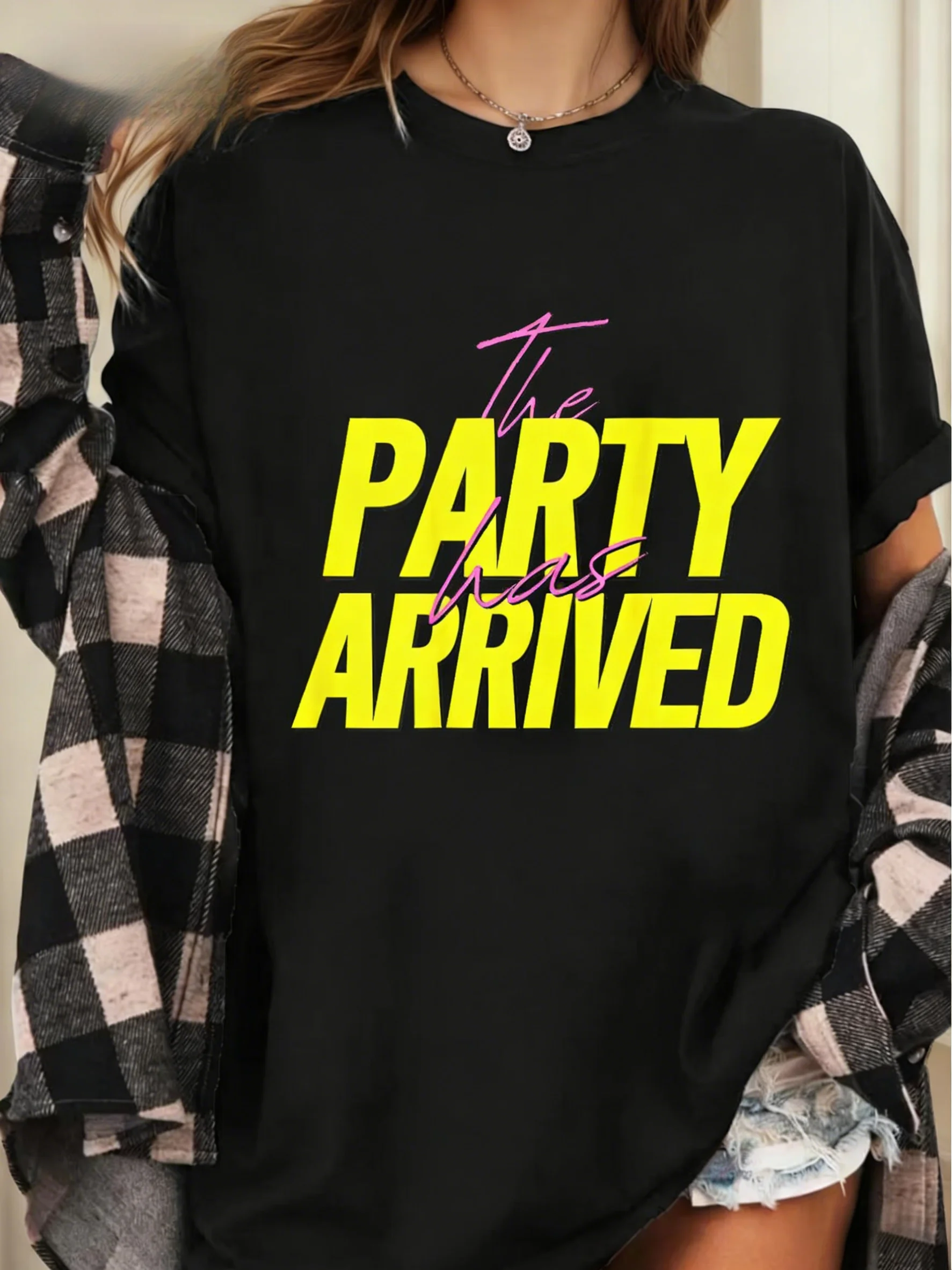 New Black T-shirts Party's Starting!| Malle Cheers To Day Printed T-shirt Classic Fit Suitable Casual and Sporty Occasions