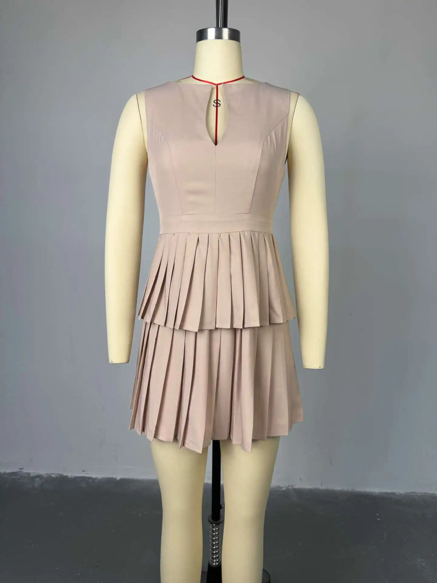 2025 Summer New Fashion American European Women's Khaki Solid Color Casual Trendy Elegant Sleeveless V-neck A-line Mini Dresses