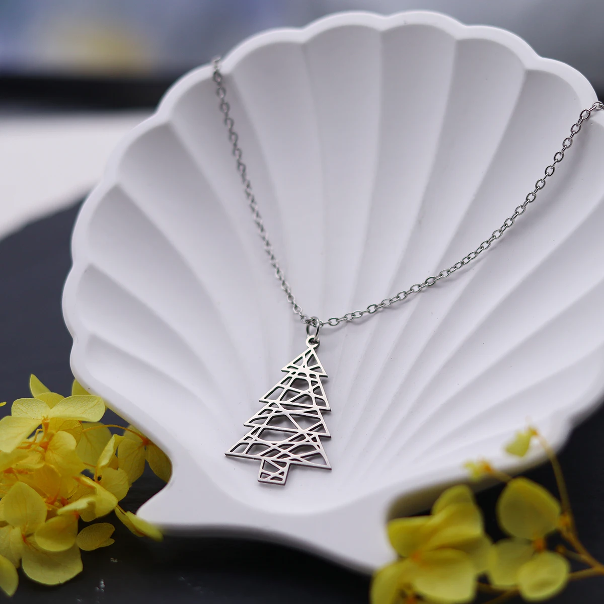 QIAMNI Christmas Necklaces for Women Girls X'mas Tree Pendant Stainless Steel Choker Neck Chain New Year Jewelry Birthday Gift