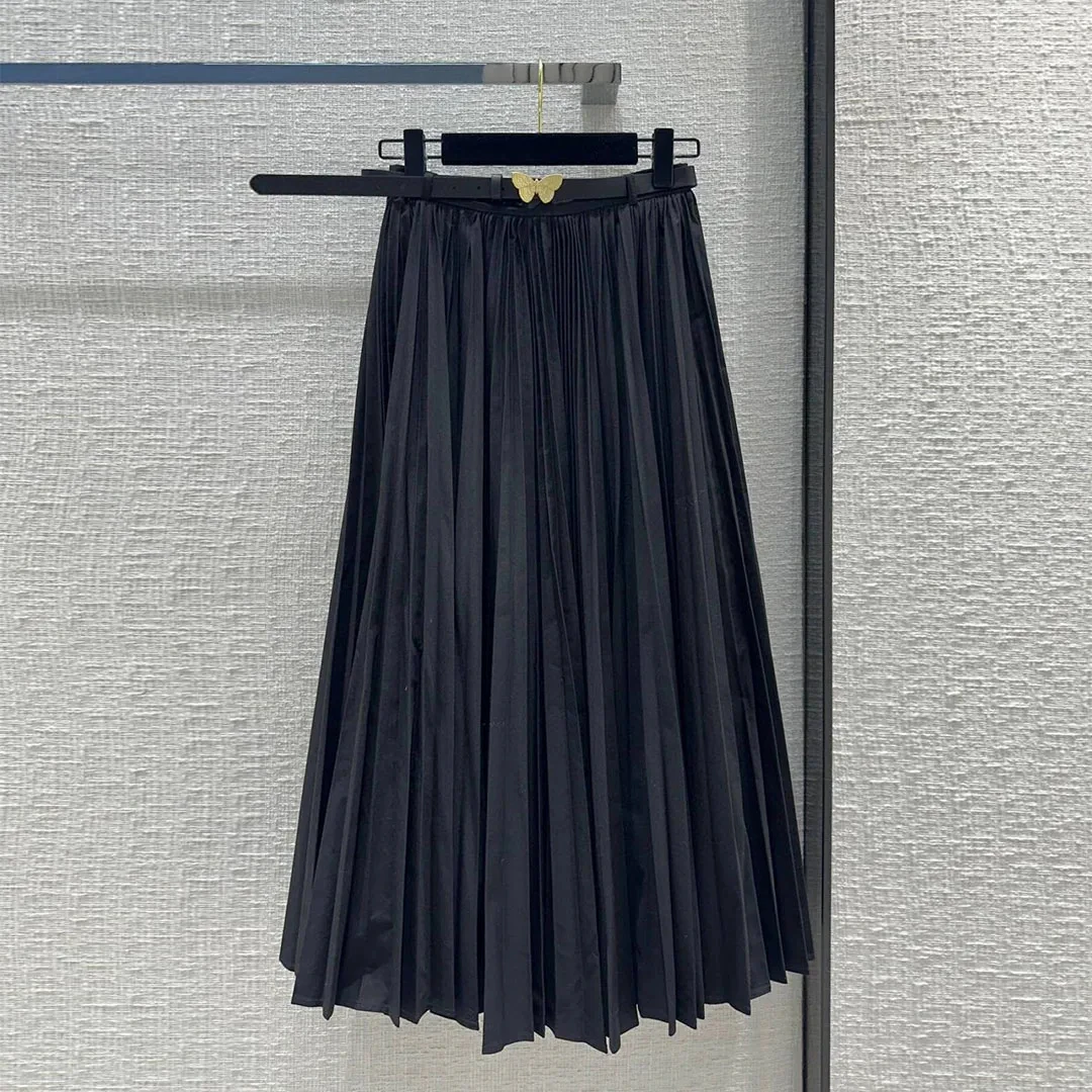 

2024 New Fashion Solid Color All-matched Pleated Skirts Womens High Waist Metal Butterfly PU Leather Belt Sweet Long Skirt