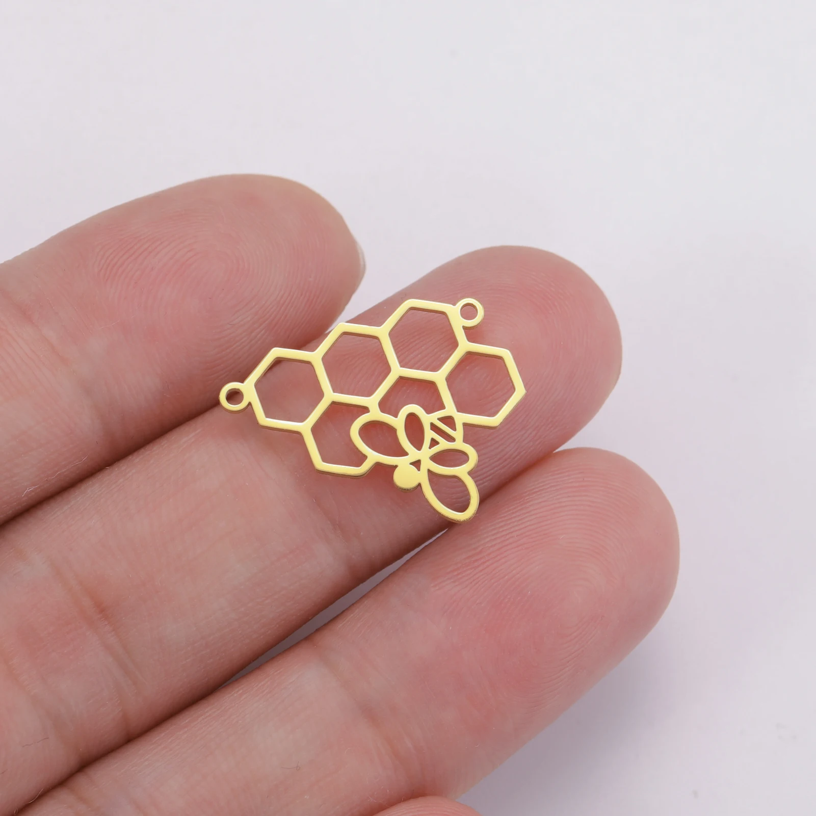 5pcs/Lot Creative Bee Honeycomb Design Charms Stainless Steel Pendant For DIY Necklace Bracelet Earrings Jewelry Accessories