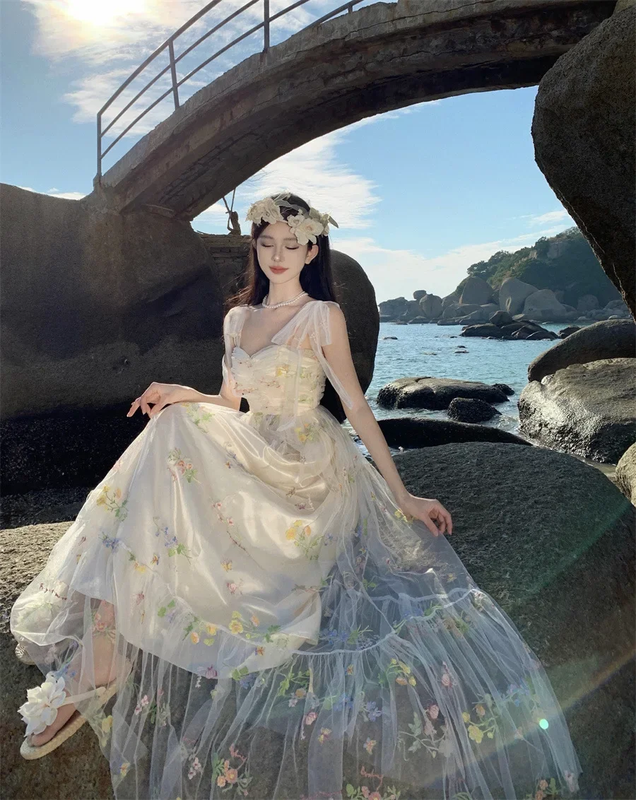 New Beautiful Sling Heavy Embroidery Floral Mesh Dress Summer Seaside Vacation Fairy Dress Elegant White Dresses Women Y2k