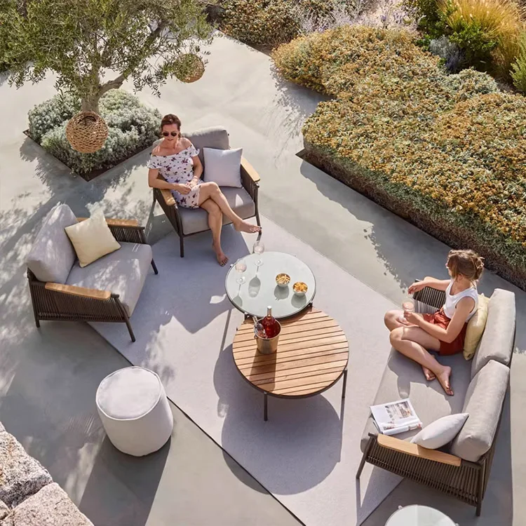 # New High-End Outdoor Furniture Manufacturer China Outdoor Sofas Garden Set