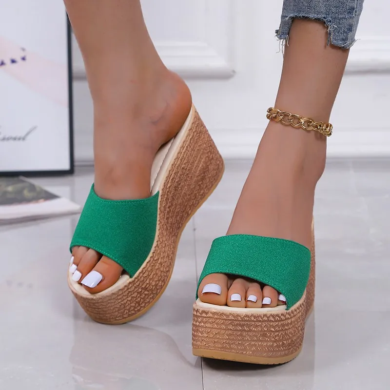 2024 Fashion New Summer Women's Slippers Peep-Toe High-Heeled Platfroms Casual Solid Color Wedges Outdoors Slippers for Women