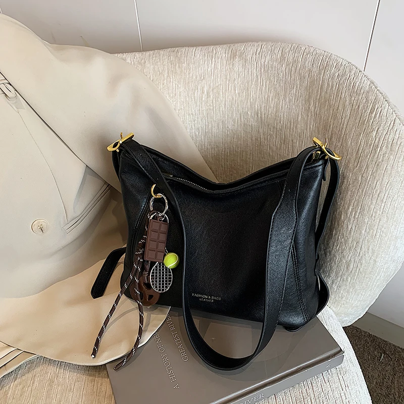 

Trendy Letter Logo Crossbody Handbag Women Fashionable Casual Simple Vintage Style With Solid Color Luxury