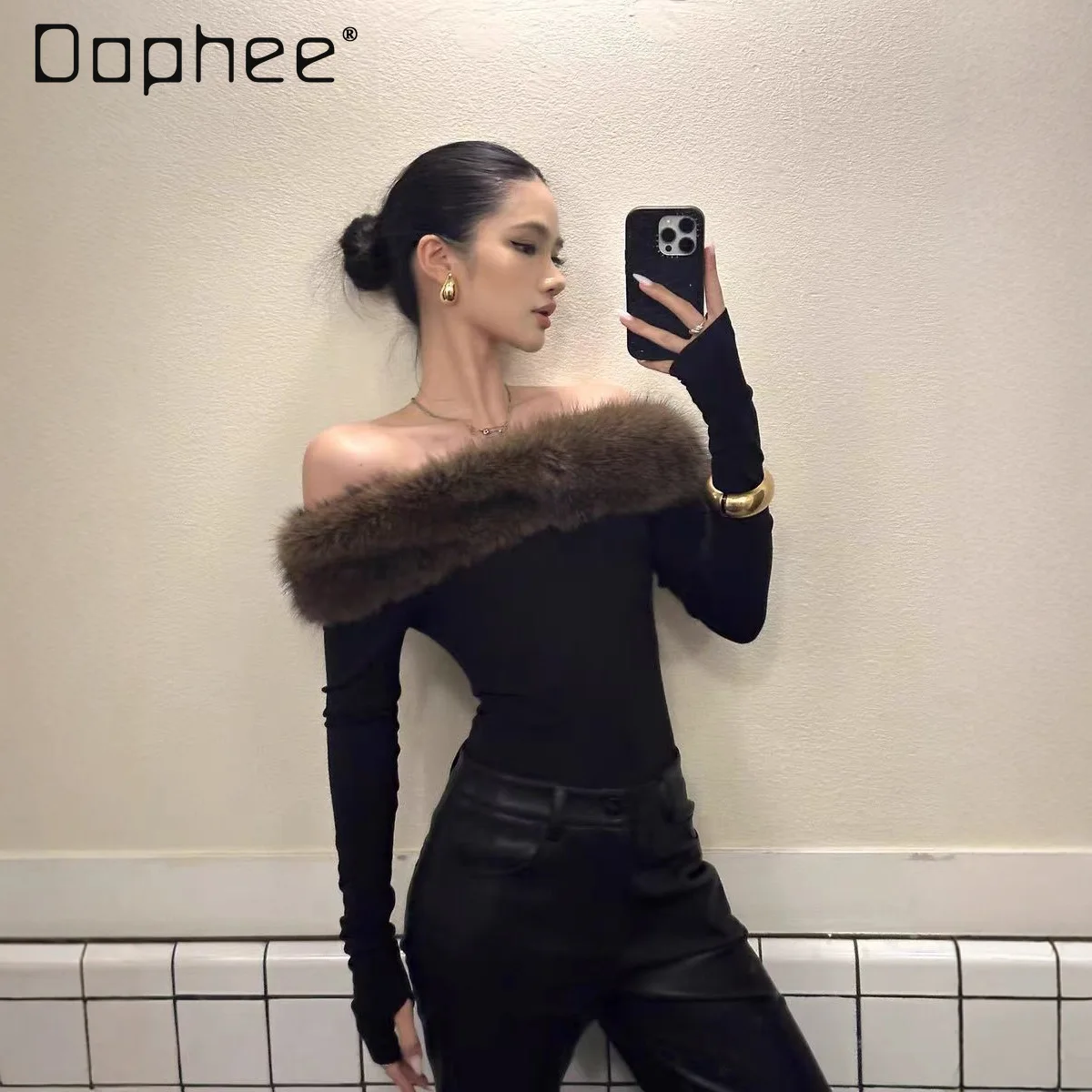 

Korean Chic Spicy Girl Furry Collar Off-Shoulder T-Shirt Women Long Sleeve Slim Hot Girl Top Sweet Cool Sexy Top Spring New