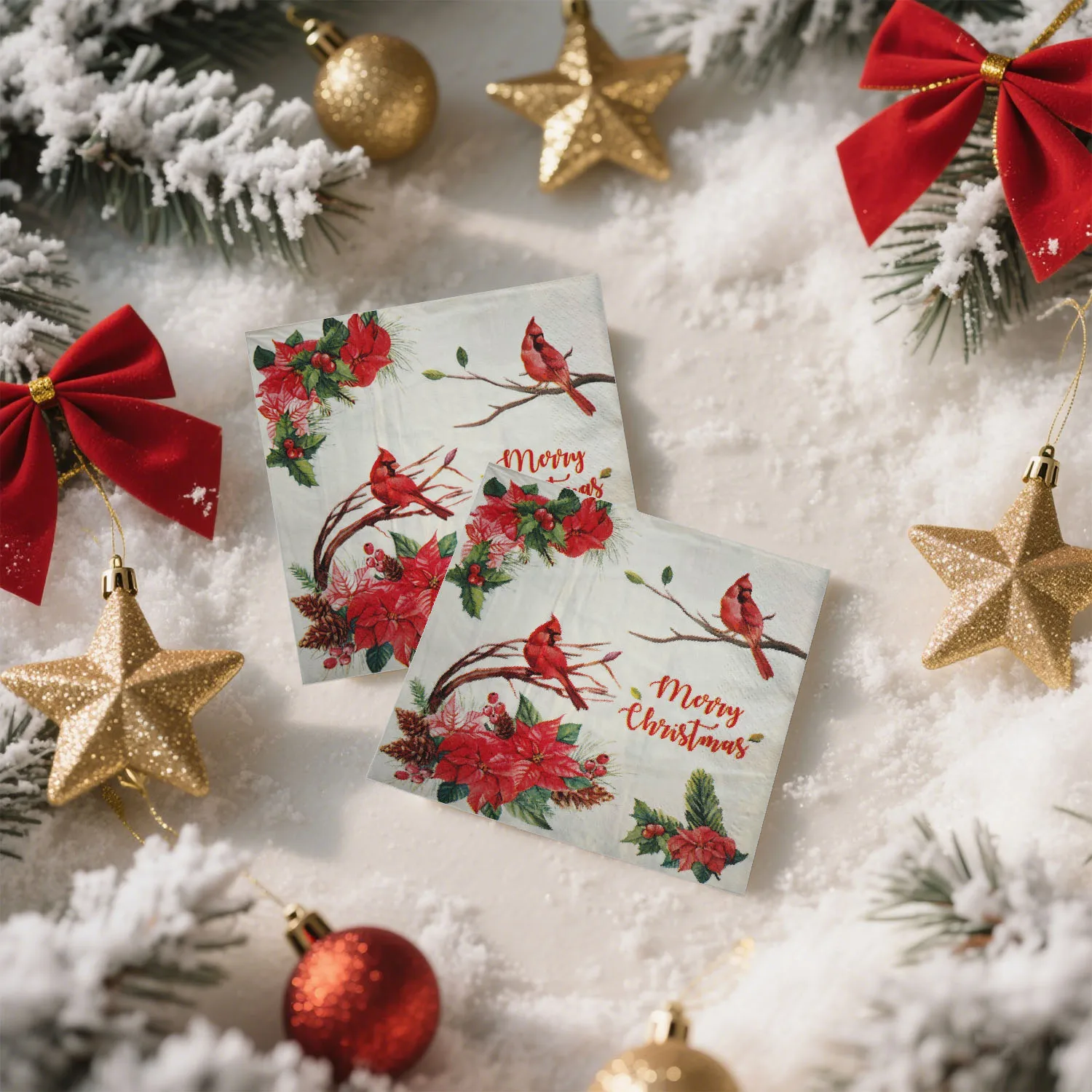 20 قطعة مناديل ورقية لعيد الميلاد الاحتفالية - تصميم طائر الكاردينال والبونسيتة وهولي التوت، مناديل ديكوباج للاستعمال مرة واحدة مقاس 33 × 33 سم