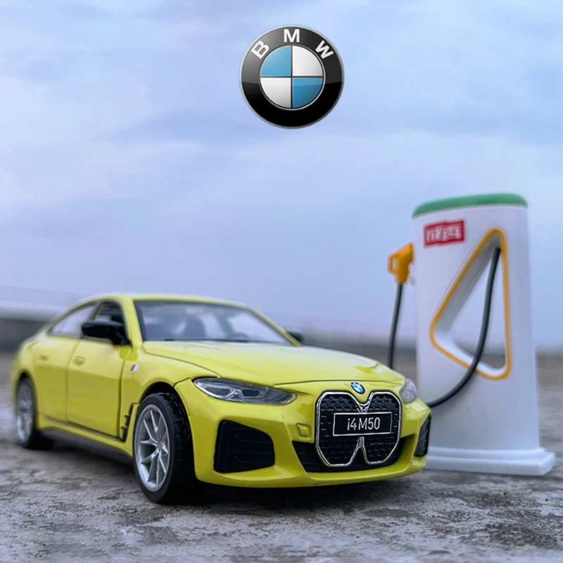 1:34 BMW I4 M50 Supercar Charging Pile Alloy Model Car Toy Diecasts Metal Casting Sound and Light Car Toys For Children Vehicle