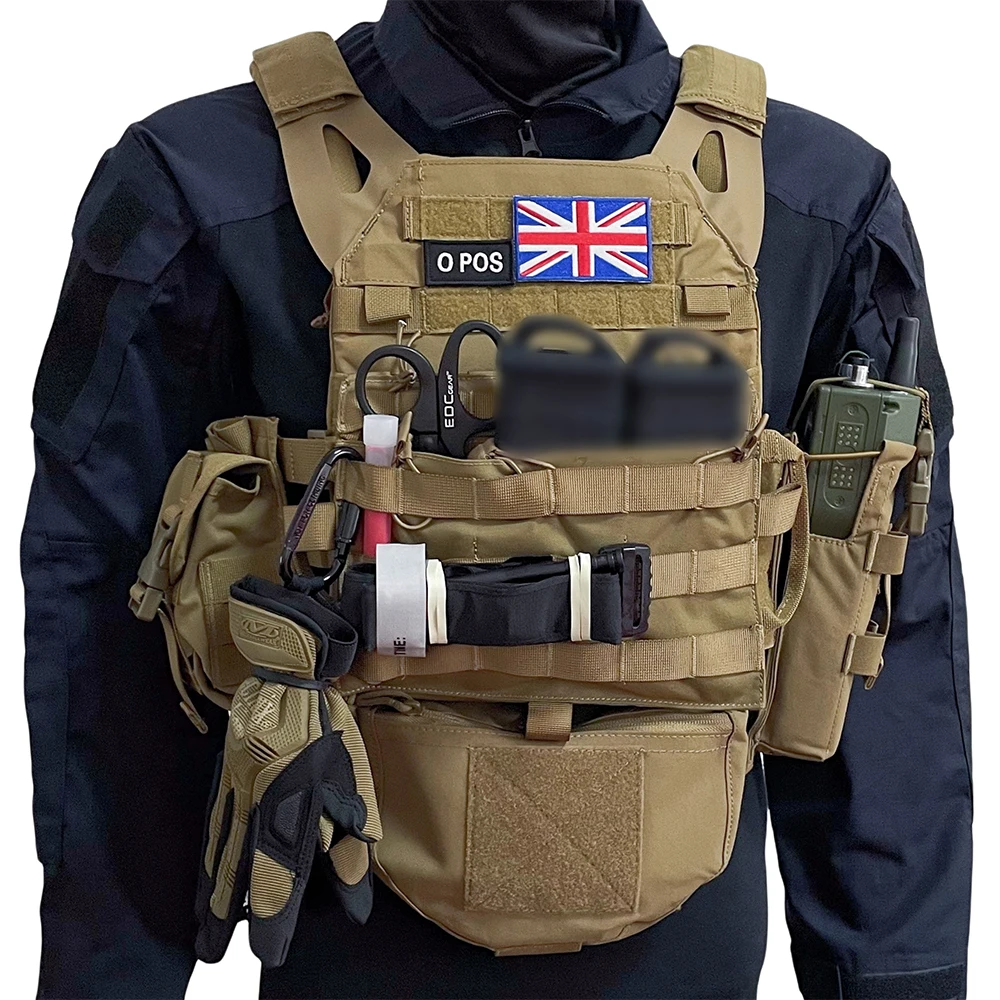 

Full Set of Tactical Vest JPC Complete Set Airsoft Quick Release Combat Vest with Magazine Pouch for Outdoor CS Wargame Cosplay