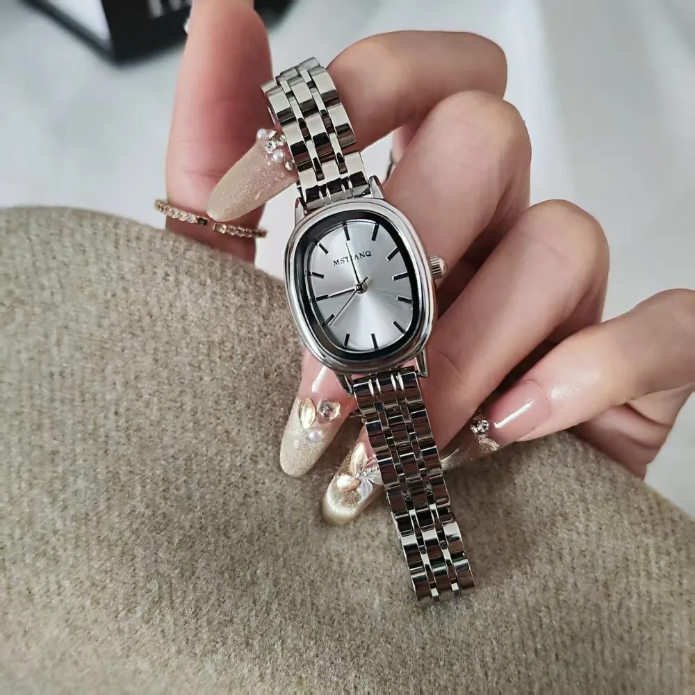 Famous Brand Women Watch Small Oval Dial Green Quartz Watch Student Luxury Gift Wristwatches Dropshipping Relojes Para Mujer