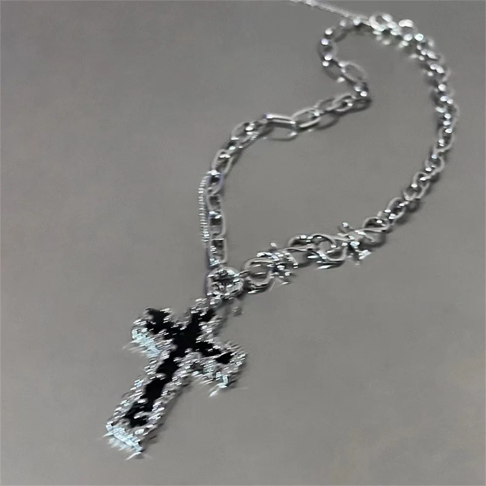 Gothic Punk Cross Pendant Necklace for Women Men Vintage Unisex Black Hip-Hop Chain Fashion  Accessories