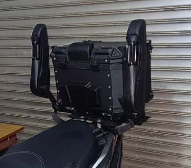 

Foldable Rear Safety Grab Bar for Motorcycles - Fits Electric Scooters, Modified Accessory