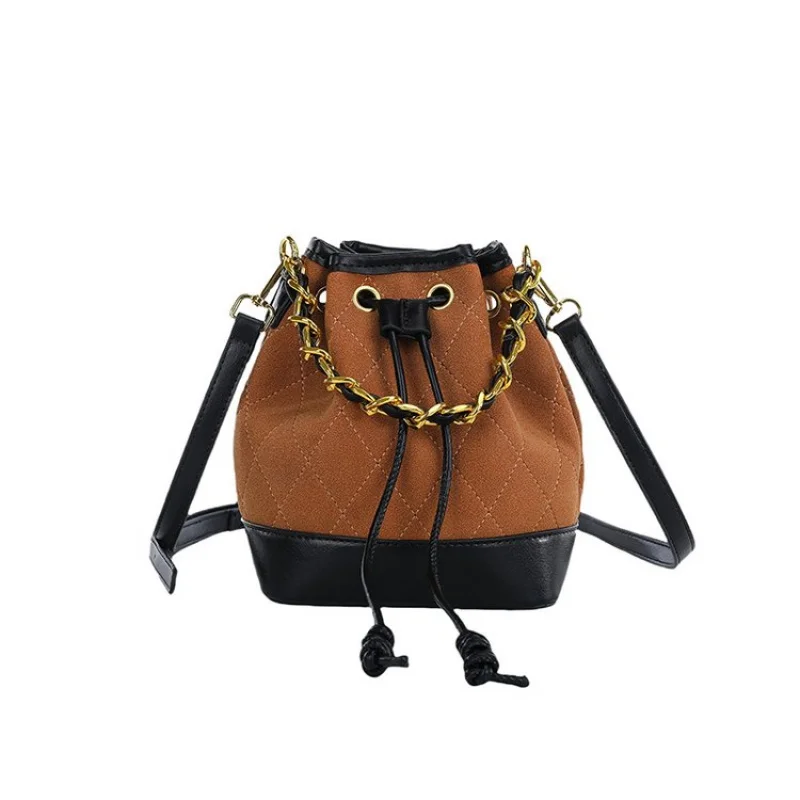 ブドウ園プリントレザー製の女性用ハンドバッグ、トレンディなパリの軽量で柔らかなデイリーリファインドルックを特徴としています。 ​