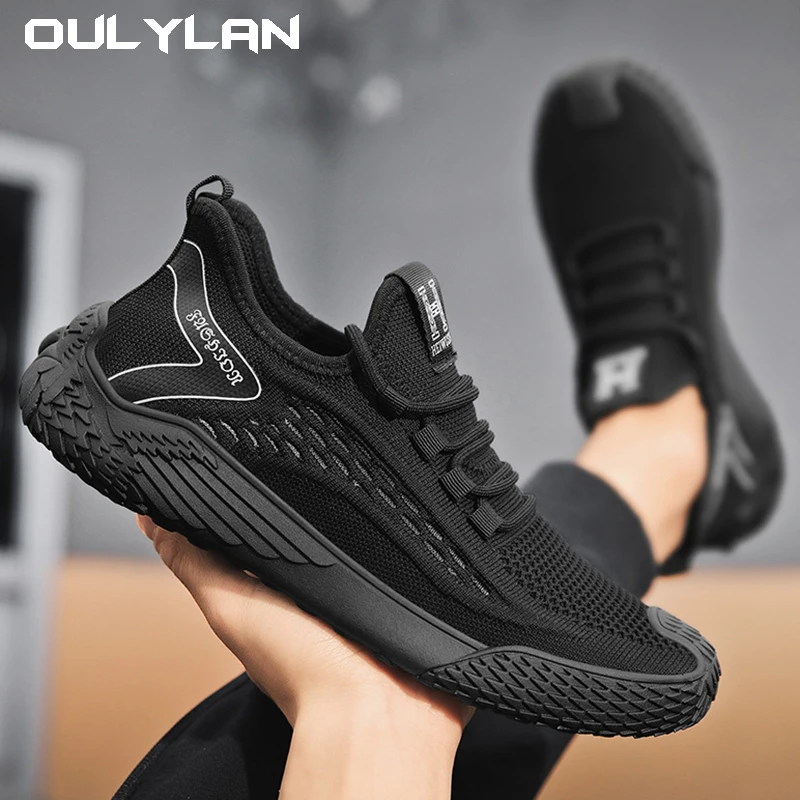 

2024 Summer New Fly Weaving Mesh Breathable Men's Shoes Running Sports Leisure Mesh Shoes Thin Knitted Black Trendy Shoes