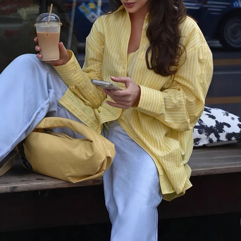 2026 Autumn New Hot Selling Vertical Stripe Relaxation Flip Collar Fashion Street Shirt for Women