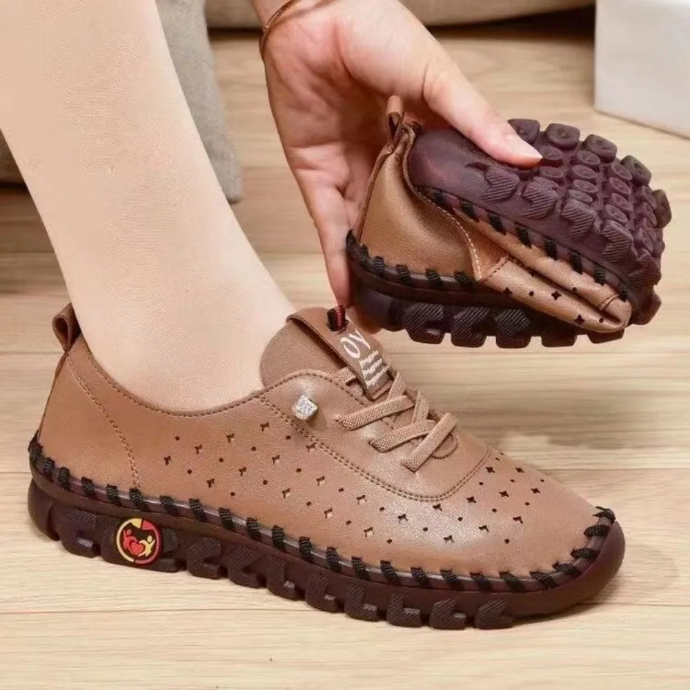 Weiche perforierte Leder-Loafer für Damen, atmungsaktive, ausgeschnittene Gummisohle, rutschfeste Fußgewölbestütze, leichte flache Schuhe für den Außenbereich – Detail 5