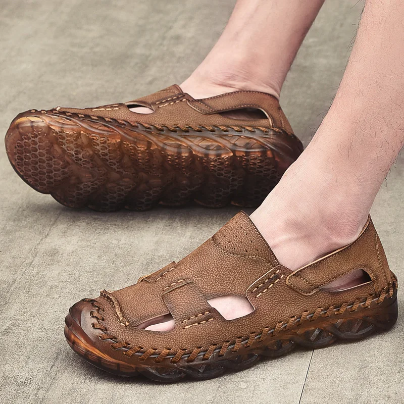 

New Fashion Outdoor Summer New Cowhide Breathable Soft Sole Sandals Brand Handsewn Men's Comfortable Non Slip Beach Wading Shoes