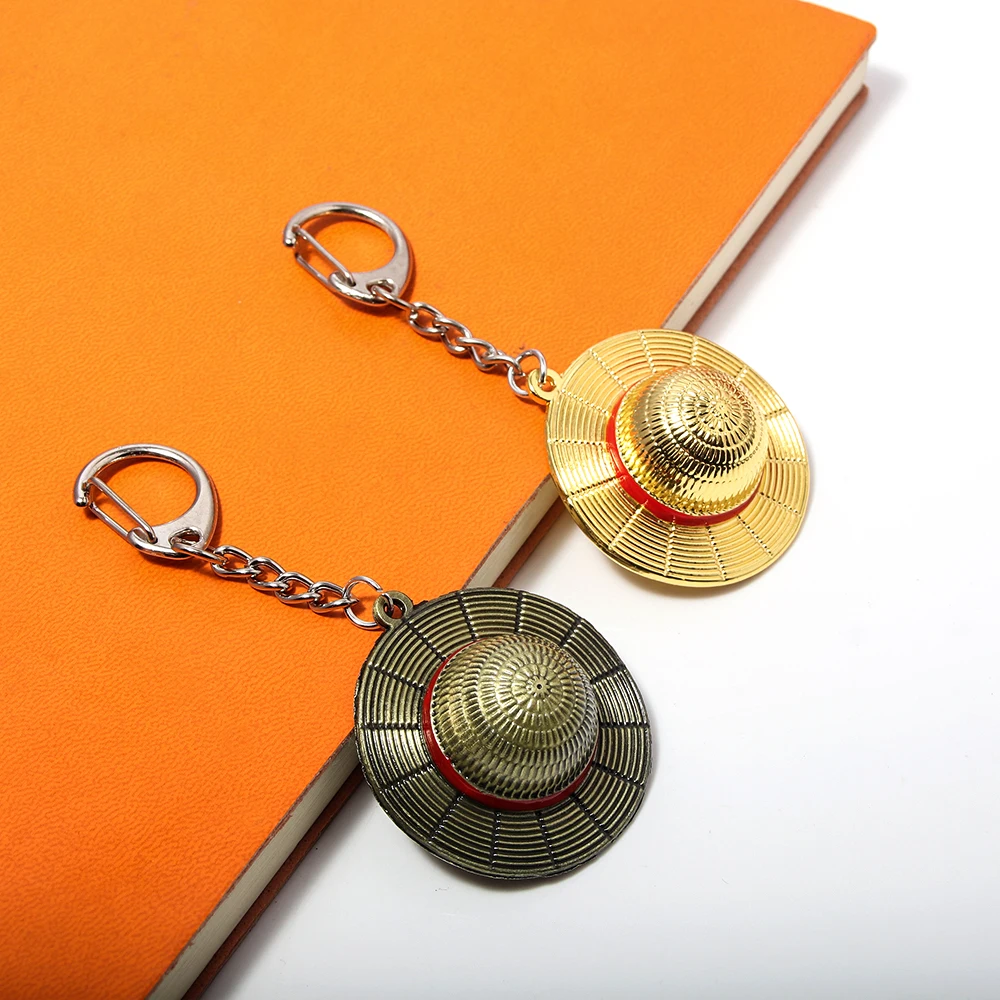 الكلاسيكية أنيمي المفاتيح لوفي القش قبعة قلادة سلاسل المفاتيح المعدنية المعلقات لمحبي تأثيري الدعائم Keyrings اكسسوارات مجوهرات #3