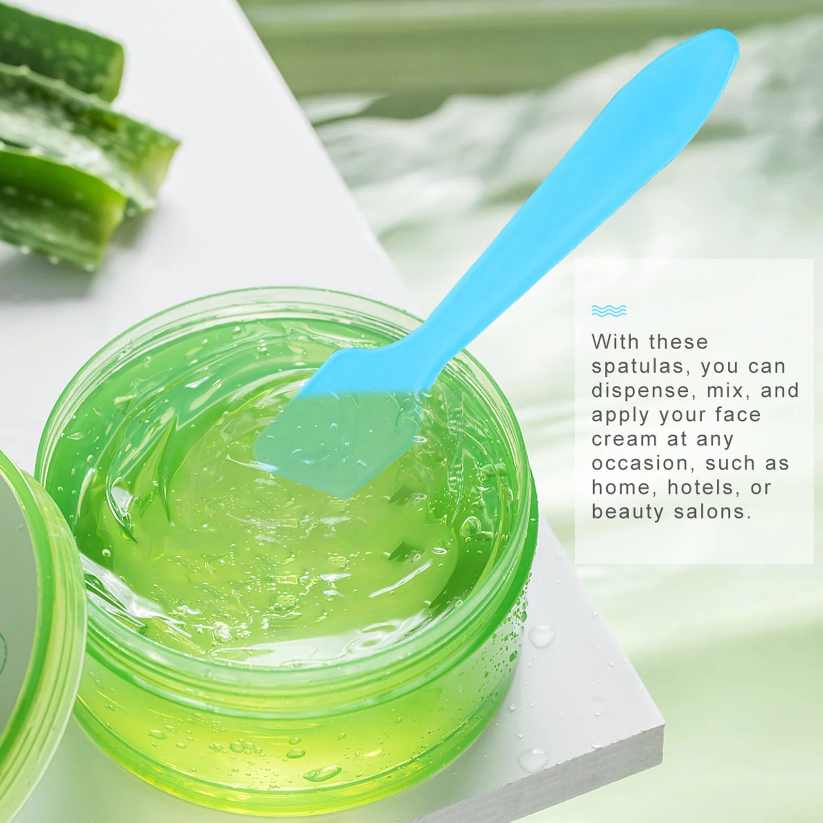 150Pcs Mask Stirring Rods Mini Plastic Makeup Spatulas for Face Cream Scooping Mixing Application Mini Makeup Spatulas