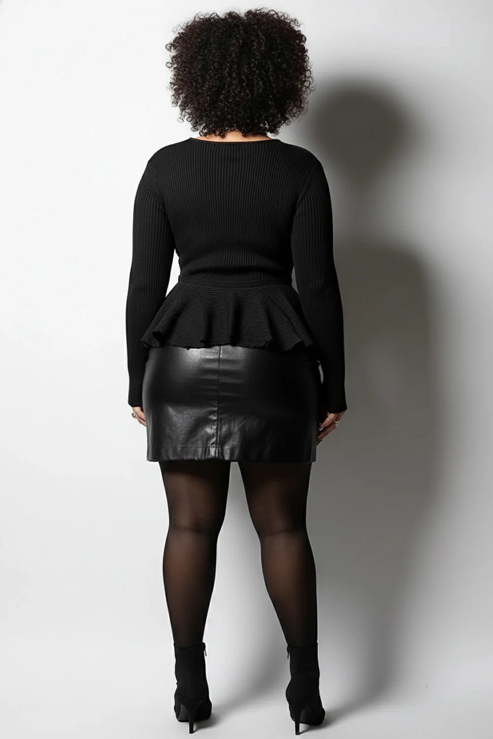 Plus Size Daily Black V Neck Long Sleeve Ruffle Casual Sweaters