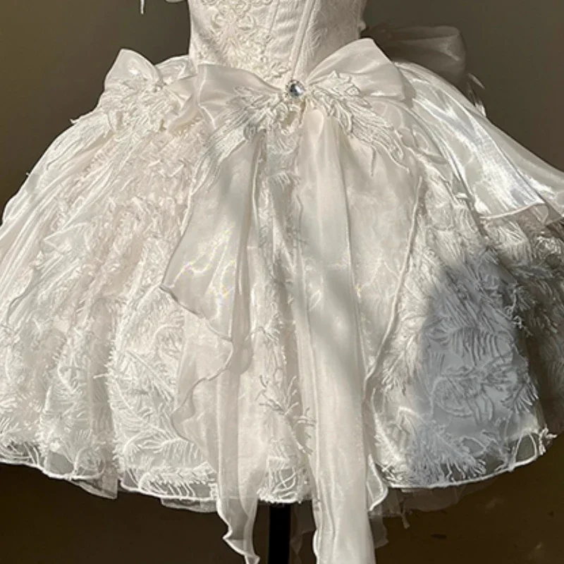 Abito Lolita corto con piume di strass Sweet Love Abito da sera da balletto Jsk stile principessa bianco Tema dell'industria pesante