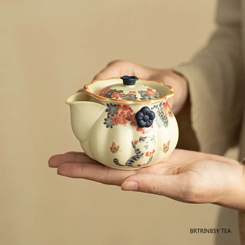 

Chinese Cute Cat Flowers Ceramic Teapots Creative Handmade Tea Pot Beauty Tea Infuser Kettle Portable Tea Set Household Teaware