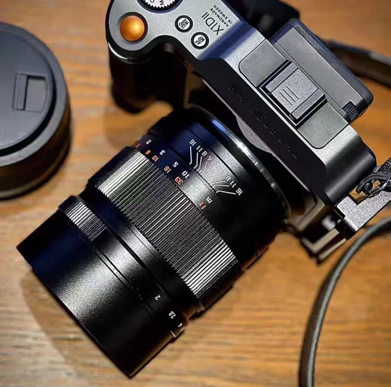 Mitakon Zhongyi Speedmaster 65mm F1.4 Manual Focus Prime Portrait