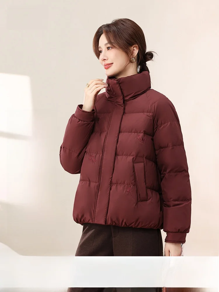 

Elegant Short 90 Duck down Jacket Snow Flying 2026 Summer New Mom Style Stand Collar Quilted Duck Feather Coat City Casual