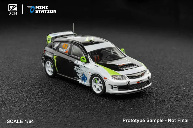 **Vorbestellung**DCM & Mini Station 1:64 2008 Impreza WRX Rally Block43 Druckguss-Modellauto