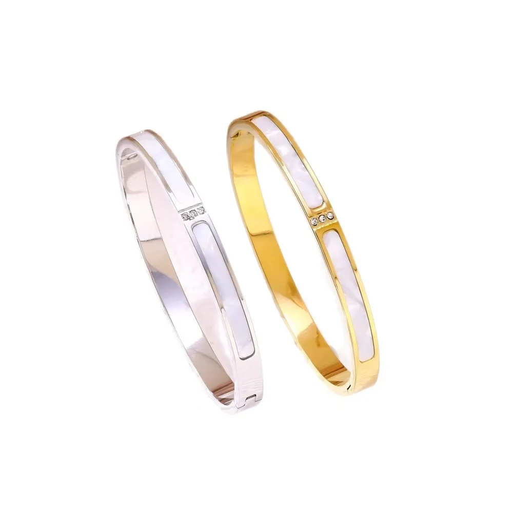 قطعة واحدة من سوار الماس المرصع باللؤلؤ من الفولاذ المقاوم للصدأ، طراز فاخر خفيف، بساطة رائعة، مجوهرات نسائية أنيقة