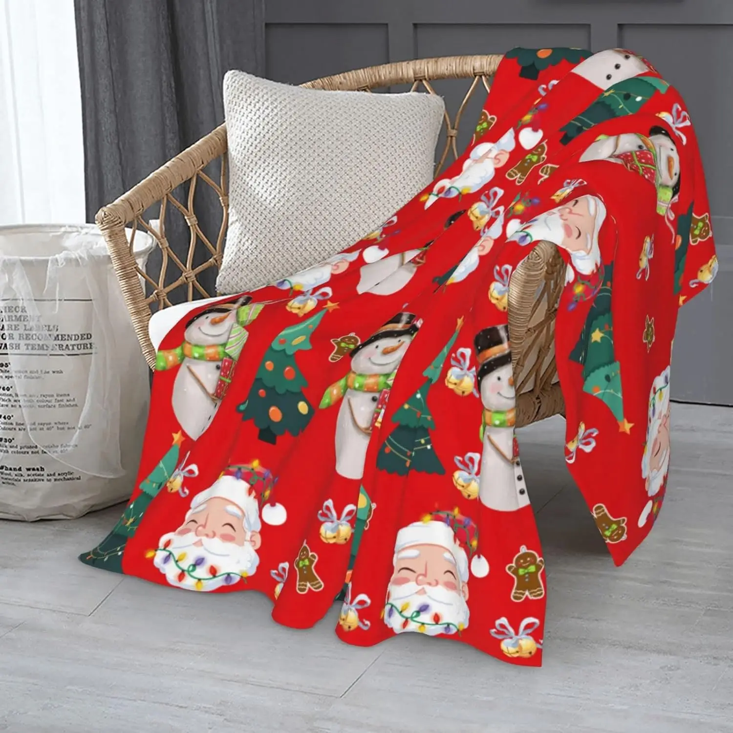 Cartoon Christmas Blanket Cute Santa and Snowman Tree Print Funny Fannel Blanket Soft Plush Warm Throw Blanket Anti-Pilling