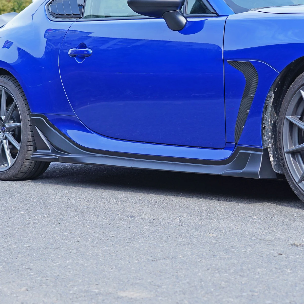 Subaru BRZ 2022 DC Style Side Skirt Kit High-Quality Aerodynamic Body Kit Upgrade for Enhanced Exterior Styling and Performance